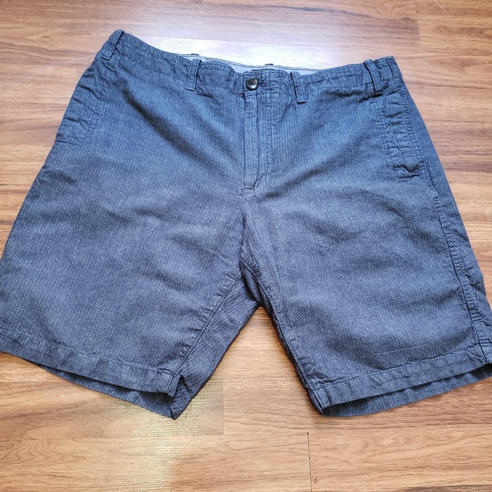 Banana republic aiden short